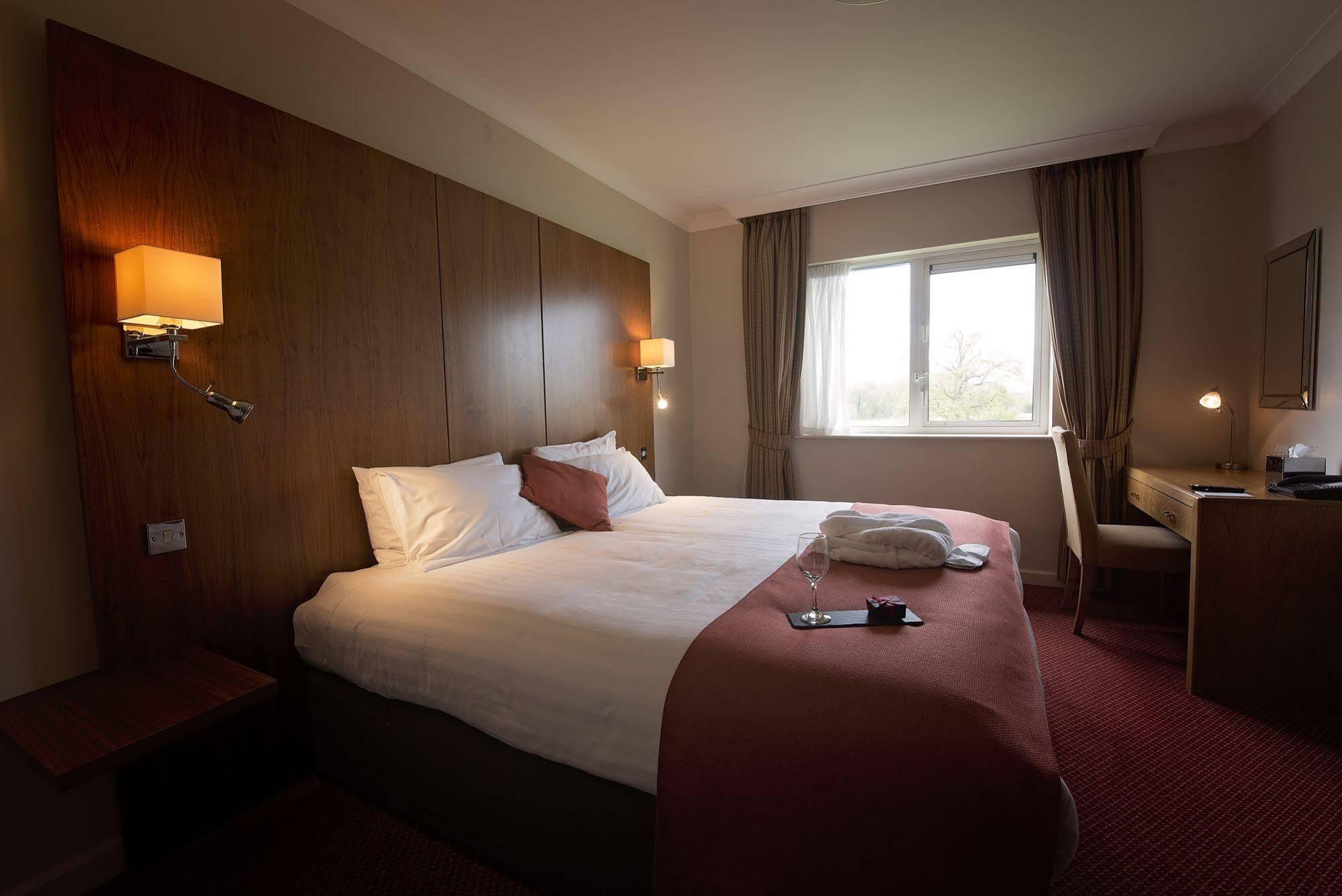 Horwood House Hotel Milton Keynes Dış mekan fotoğraf
